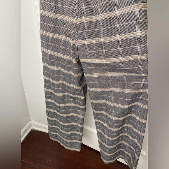 Cupcakes & Cashmere Black Plaid Willa Cropped Jumpsuit w Working Buttons. - Picture 9 of 11